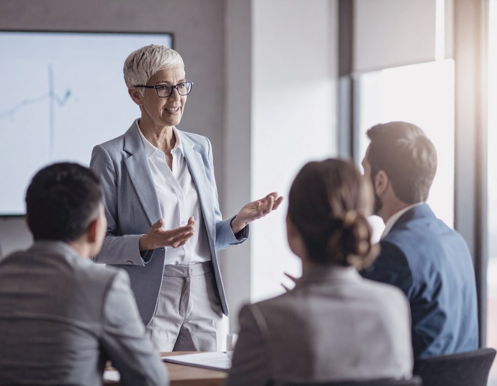 Firefly_ein bild, das das konfliktmanagement eines coaches zeigt 974775_S